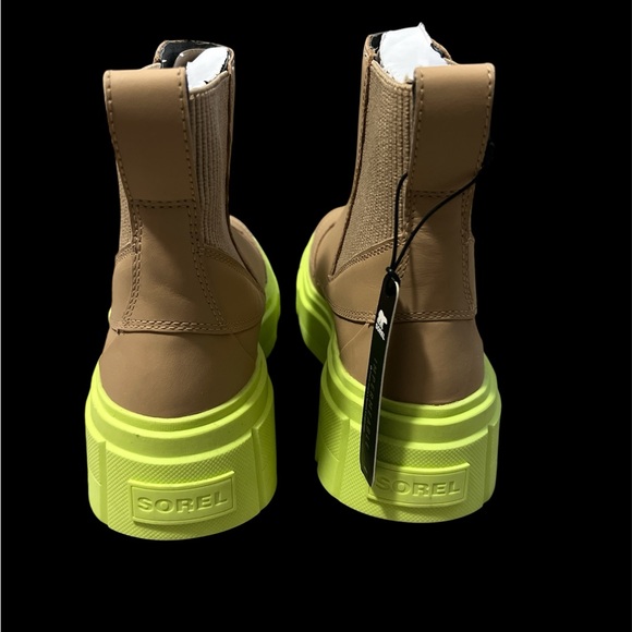 Size 8.5 - Womens Sorel CARIBOU X Waterproof Platform Chelsea Ankle Tan Boots - Picture 4 of 6